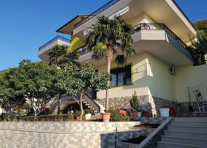 Villa Meminaj Vlore Sea View And Garden Vlore