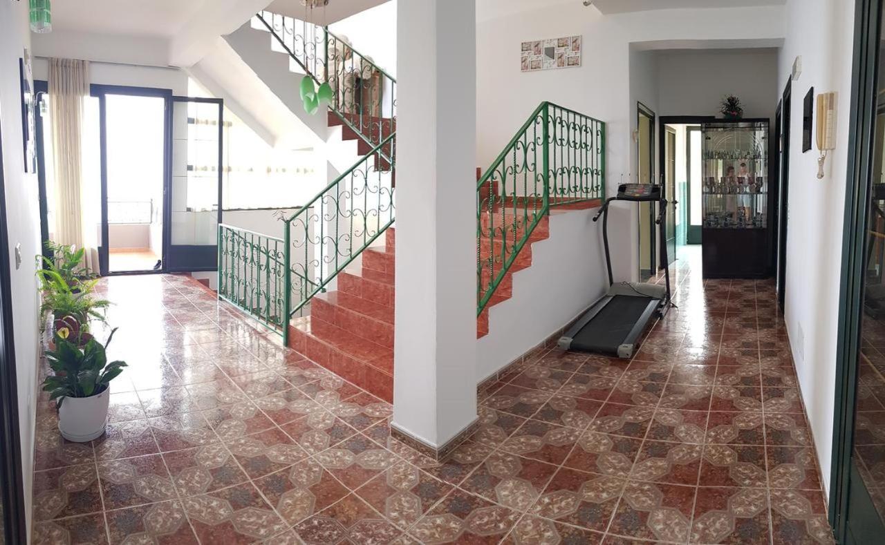 Meminaj Sea View And Garden Villa *