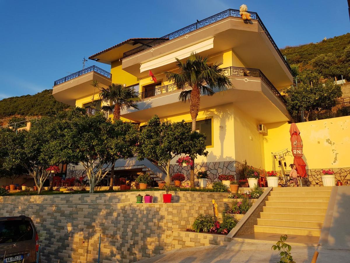 Meminaj Sea View And Garden Willa Wlora